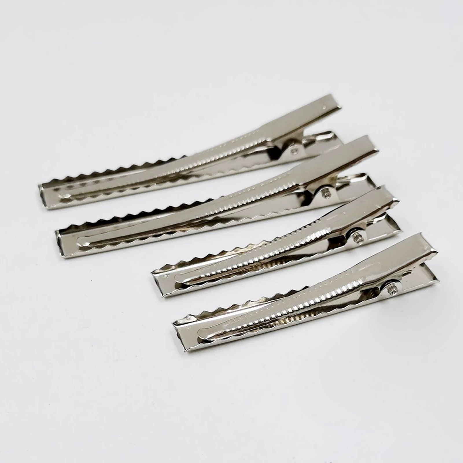 50pcs Fabricantes de fornecimento grossista de pato clipe de DIY clipe de metal acessórios de cabelo clip de um pack Imagem 5