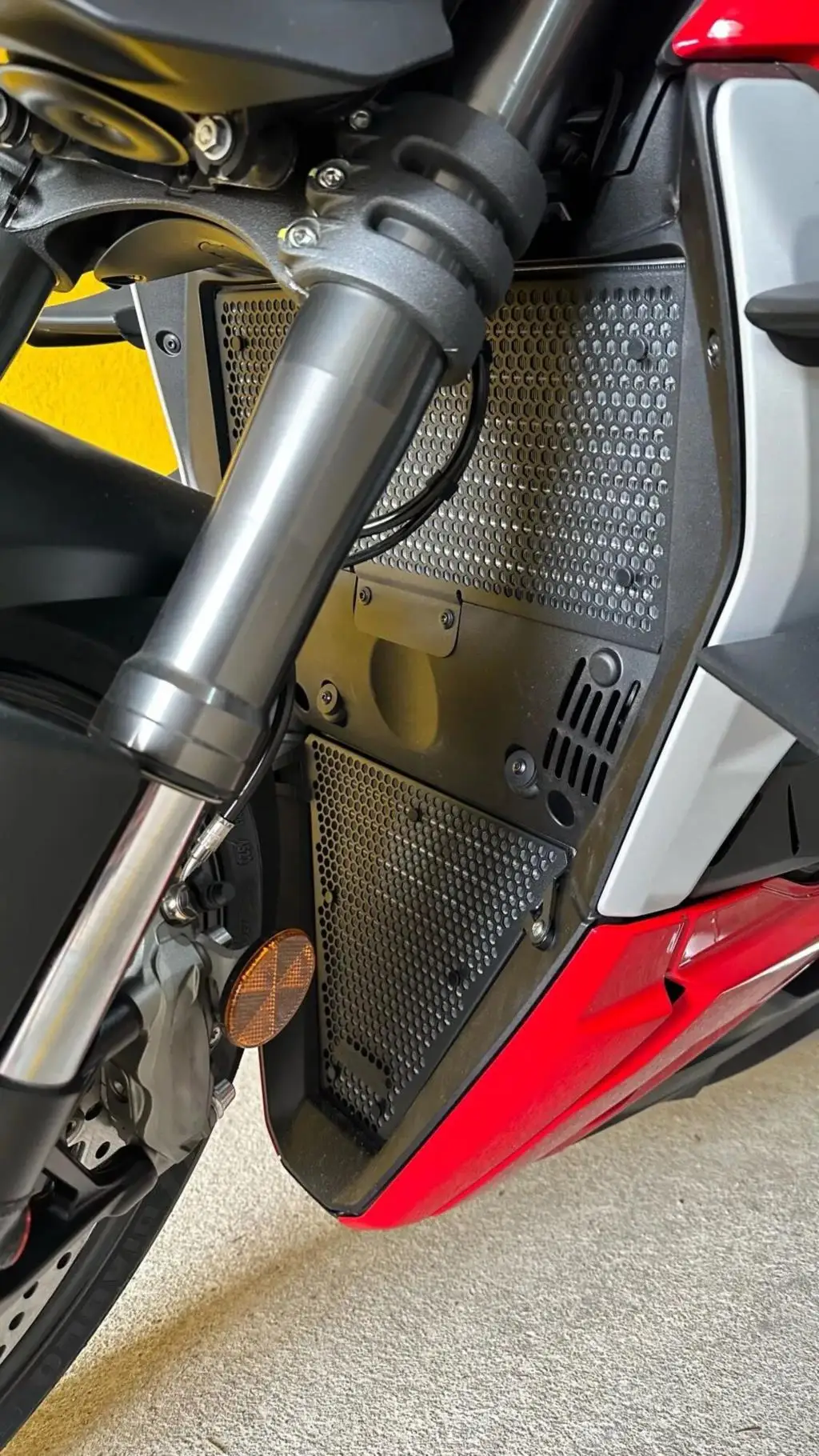 Moto Radiador Protetor Do Protetor Da Tampa Do Grill Grelha De Protecção Para A Ducati Streetfighter Street Fighter V2 2022 2023 2024 Imagem 5